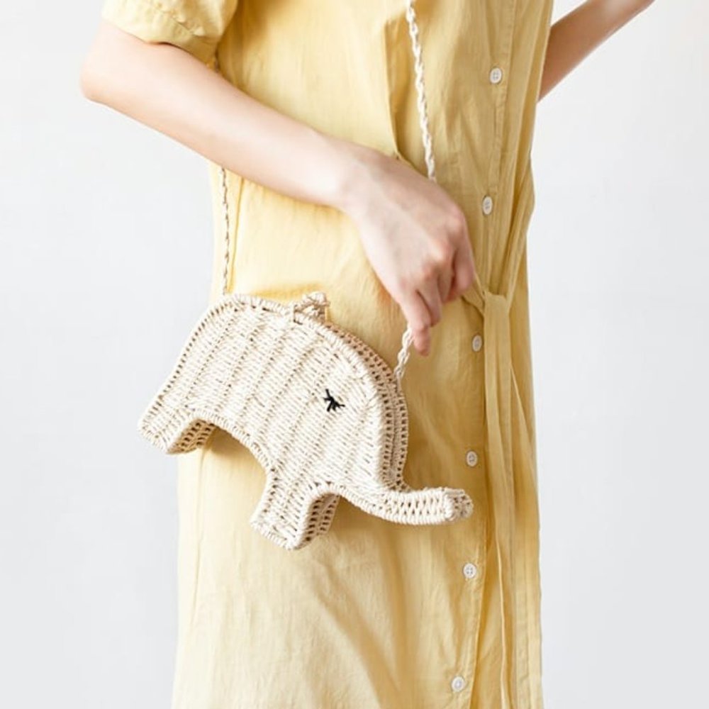 Elephant-Shaped Woven Crossbody Bag - Cream